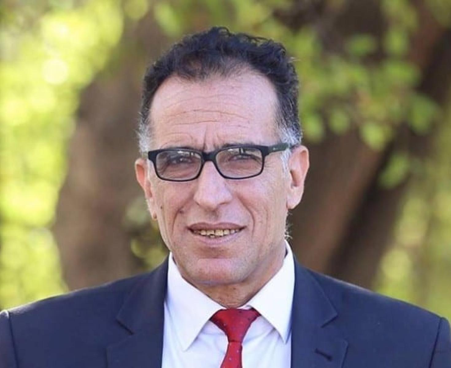 الكاتب مصطفى ابراهيم