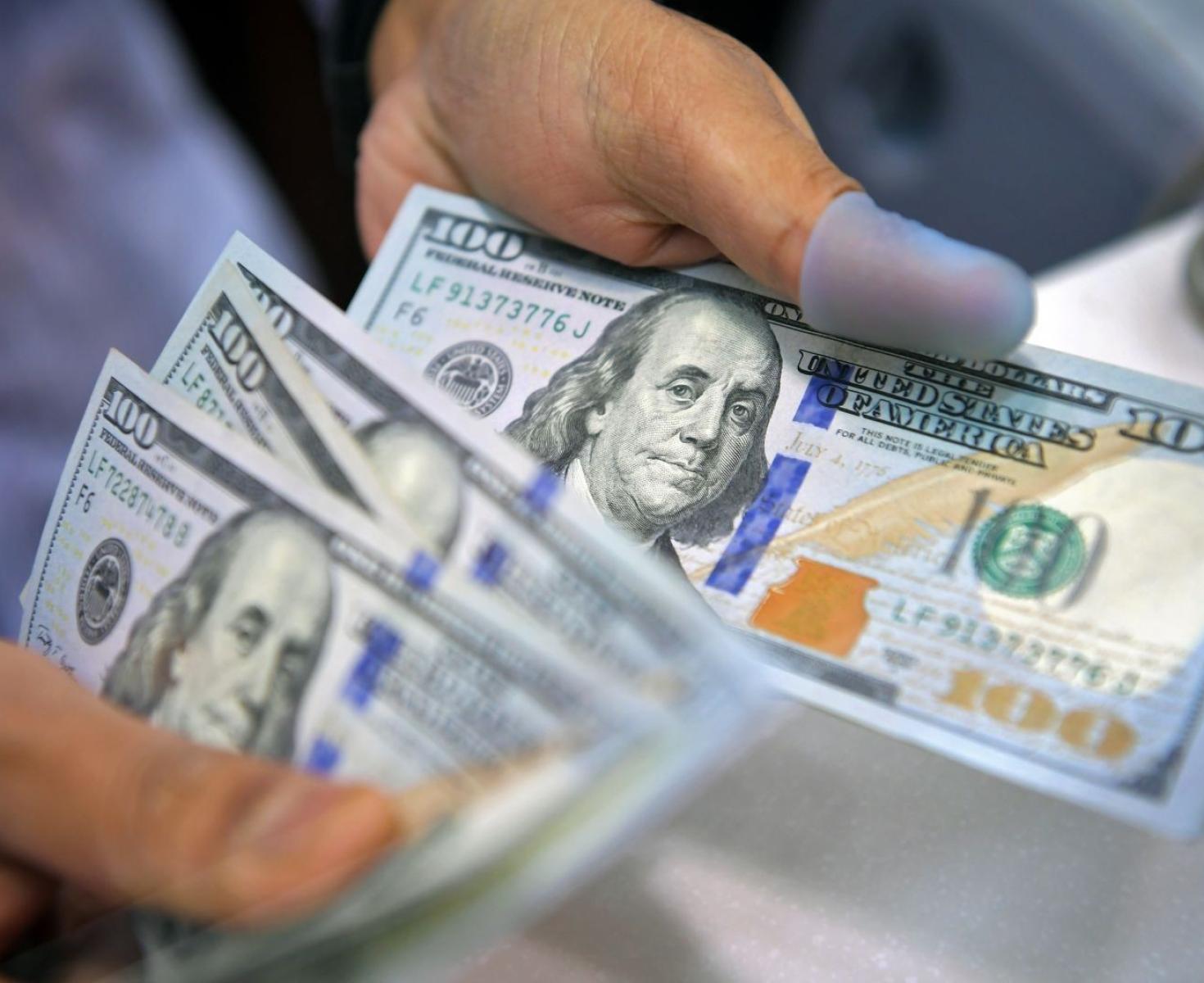 سعر الدولار مقابل الشيكل اليوم السبت 29 ابريل 2023