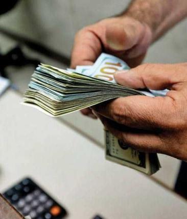 كيف جاء سعر الدولار مقابل الشيكل اليوم الثلاثاء 2 مايو 2023؟