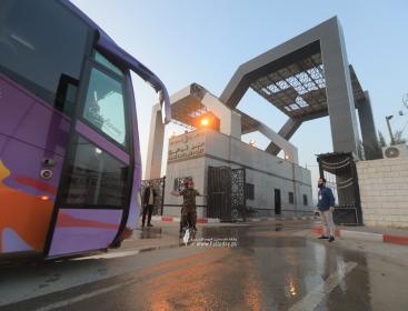 معتمري قطاع غزة،باتجاه بيت الله الحرام عبر معبر رفح البري (10).jpg