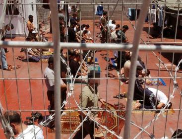 عصيان الأسرى.jpg