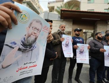 خيمة التضامن مع الشيخ خضر عدنان وسط مدينة غزة تواصل فعالياتها بحضور جماهيري واسع (5).JPG