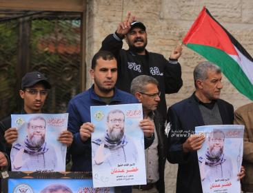 خيمة التضامن مع الشيخ خضر عدنان وسط مدينة غزة تواصل فعالياتها بحضور جماهيري واسع (11).JPG