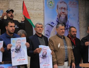 خيمة التضامن مع الشيخ خضر عدنان وسط مدينة غزة تواصل فعالياتها بحضور جماهيري واسع (9).JPG