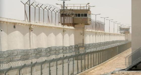 معتقل -السجون الاسرائيلية.jpg