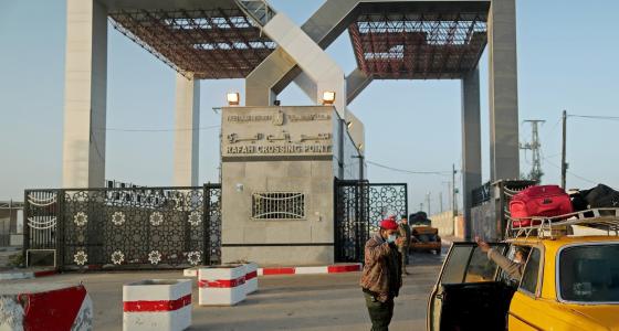 كشف "تنسيقات مصرية" للسفر عبر معبر رفح غداً الثلاثاء