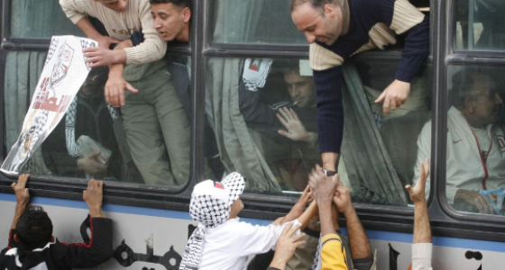 صفقة تبادل.PNG