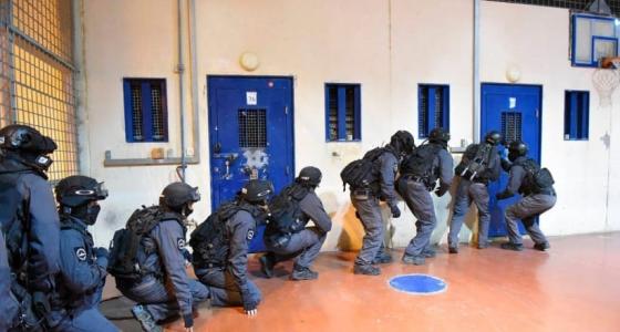 السجون والمعتقلات