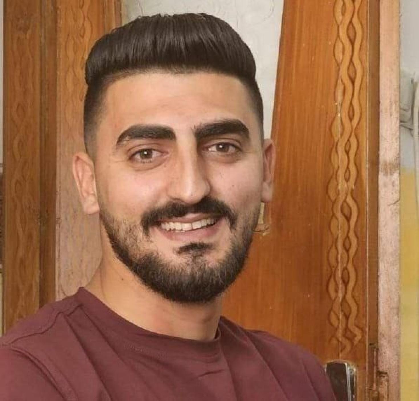 قوات الاحتلال تعتقل شابًا من الخليل