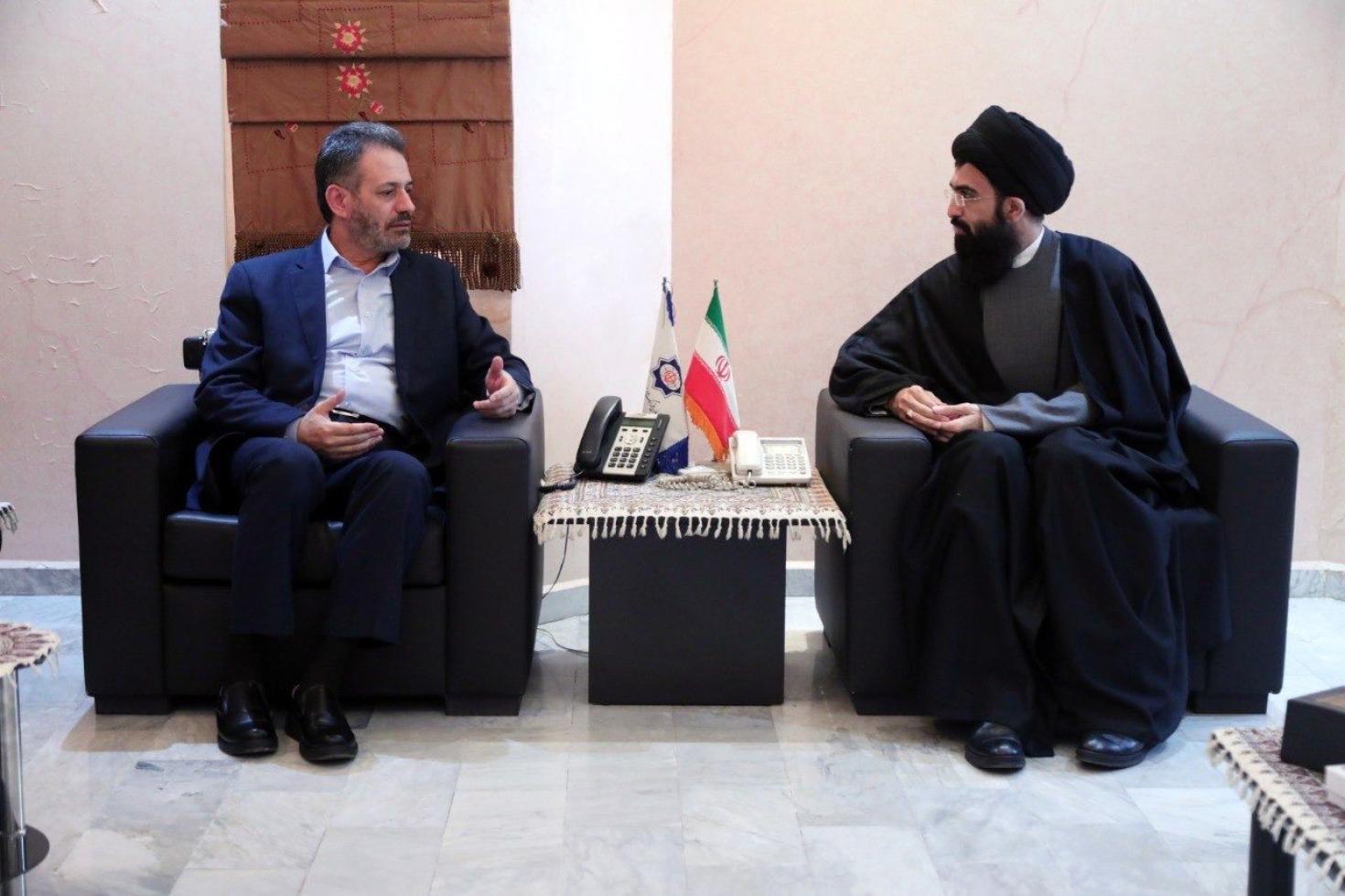 عطايا يلتقي المستشار الثقافي لإيران.jpeg